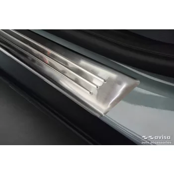   Avisa strieborná saténová oceľová ochrana prahu razený "Lines" (4-dielny) FORD TURNEO COURIER II 2023->