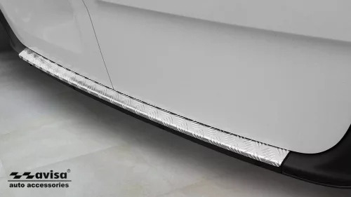 Avisa 3 mm ryhovaný strieborná saténová hliníková ochrana nárazníka MERCEDES SPRINTER III 2018->