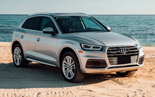 Avisa strieborná saténová oceľ Ochrana nakladacej Audi Q5 II 2016-2020, FL2020-2024