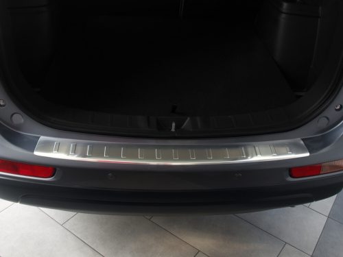 Avisa strieborný satén oceľ Ochrana nakladacej MITSUBISHI OUTLANDER III 2012-2015