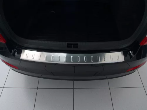 Avisa strieborný satén oceľ Ochrana nakladacej SKODA Octavia III liftback 2013-2016, FL2016-2019