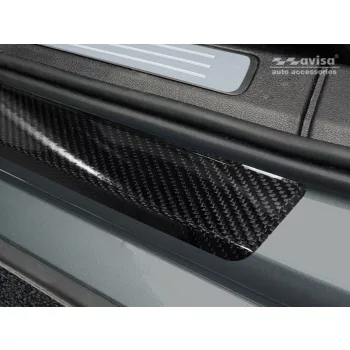   Avisa čierna karbonová ochrana prahu (4 viaczložkový) S60 III 2018->, V60 II combi 2018->, V60 II CROSS COUNTRY 2018->, V60 II Plug-In Hybrid 2019->