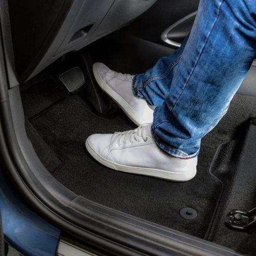 EgriAuto plyšový textilný koberec čierny CITROEN DS4 2011-2018 4 ks