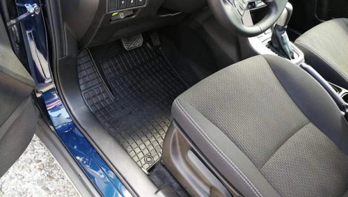 Spevnená pätová zóna Gumové autokoberce Suzuki SX4 II 2013-/Suzuki SX4 II S-Cross 2013- (605)
