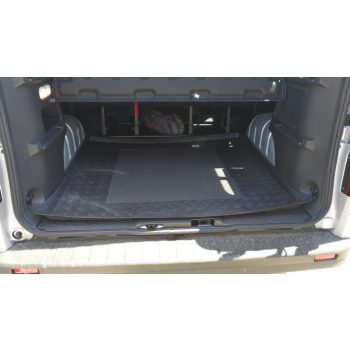   Rezaw Gumová vana do kufru RENAULT Trafic III dlhý/OPEL Vivaro II 8/9 miest 2014- Long L2 (101394)