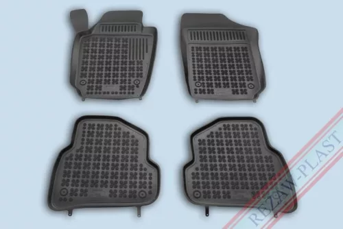 Rezaw čierne gumové koberce Volkswagen POLO V Hatchback 2009-2017 (200110)