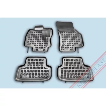   Rezaw čierne gumové koberce Audi A3 III 8V, S3 8V 12 - 20, VW GOLF VII 2012 - 2019, VW Golf VIII
