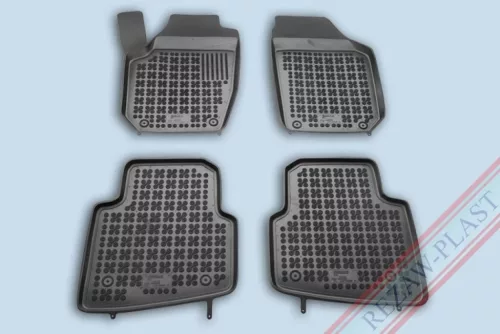 Rezaw čierne gumové koberce Skoda ROOMSTER VAN/kombi 2006-2015 (200205)