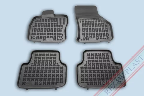 Rezaw čierne gumové koberce Skoda OCTAVIA III 2013 - 2019, OCTAVIA IV 2019 -