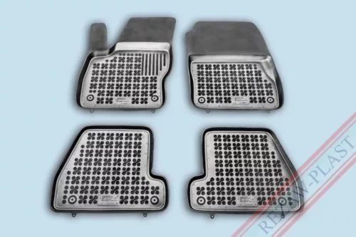 Rezaw čierne Gumové autokoberce FORD Focus III Hatchback/sedan/kombi 2011-2018 (200614)