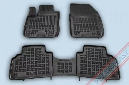 Rezaw čierne gumové koberce Ford TOURNEO COURIER kombi od 2014 (200621)