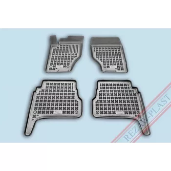   Rezaw čierne Gumové autokoberce Kia SORENTO I SUV 2003-2009 (201010)