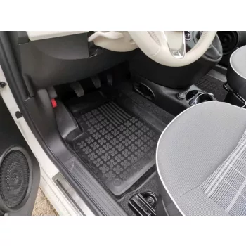   Rezaw čierne gumové koberce Fiat 500 Hatchback od 2007 (201503)
