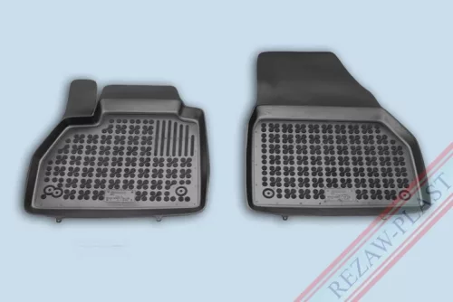 Rezaw čierne gumové koberce Renault KANGOO II - vpredu 2008 - 2021