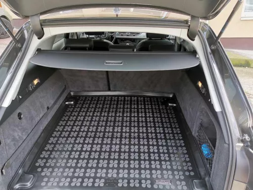 Rezaw čierna gumová vaňa do kufra Audi A6 IV C7 Avant/kombi 2011-2018 (232026)