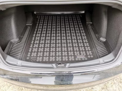 Rezaw čierna gumová vaňa do kufra Tesla MODEL 3 Sedan zadný nosič od 2017 (233803)