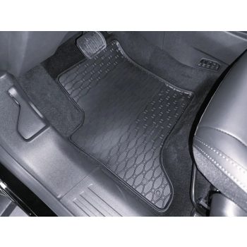   Rigum presne padnúci Gumové autokoberce PEUGEOT 208 2024- MHEV, Alfa Romeo Junior 2024- MHEV, FIAT 600 2024- MHEV, CITROEN C4 2024- MHEV, Jeep Avenger 2022- MHEV, PEUGEOT 2008 2024- MHEV, OPEL Mokka - Mokka (X) 2021- MHEV