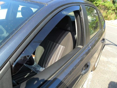 Športový 2 viaczložkový deflektor vetra FORD Focus 2005-2011, 4-5-dverový