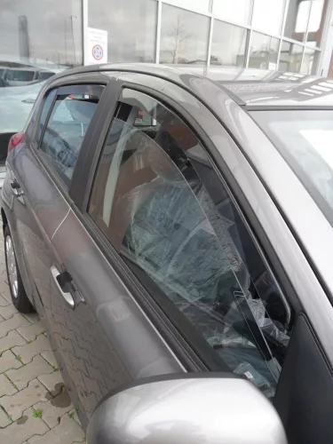 Sporty Hyundai i20 Sporty deflektory okien sada predný+zadný na okná, 4 ks 5 2009-2014