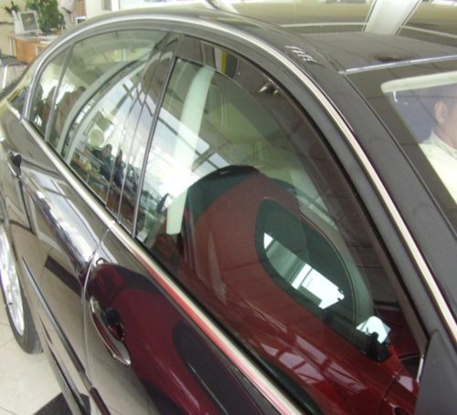 Sporty 2 dielny deflektor Renault Laguna 5 dverový 2008- (F1938)