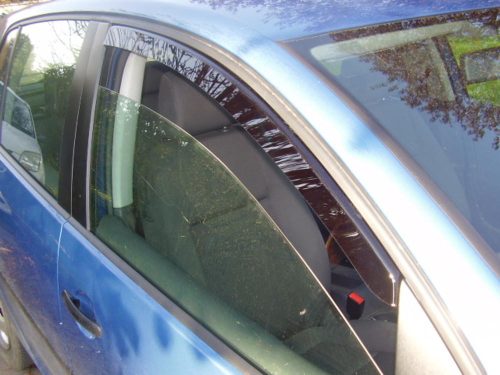 Sporty 2 dielny deflektor Volkswagen Golf V. 5 dverový 2004-2008 (F2126)